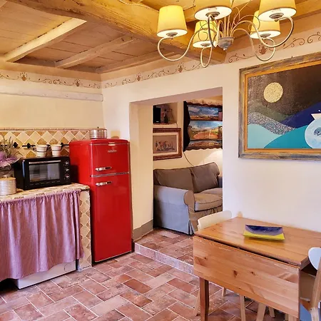 La Casa Degli Artisti, Jacuzzi, * Marliana