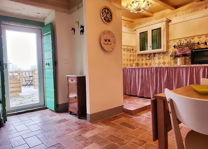 La Casa Degli Artisti, Jacuzzi, * Marliana